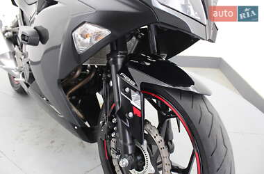 Спортбайк Kawasaki Ninja 250 2013 в 