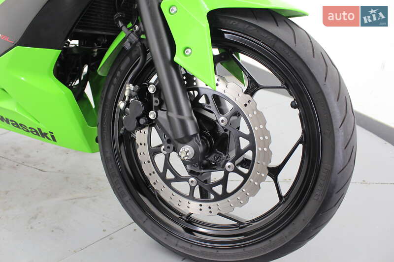 Спортбайк Kawasaki Ninja 250 2015 в Гнівані фото 24 Спортбайк Kawasaki Ninja 250 2015 в Гнівані