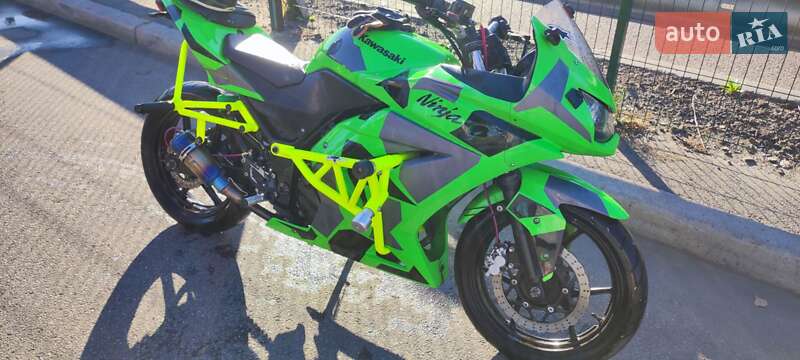 Спортбайк Kawasaki Ninja 250R 2010 в Києві