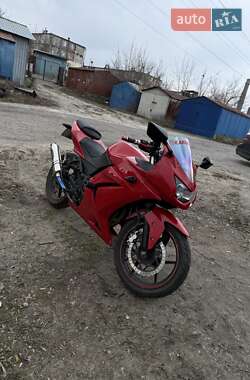 Спортбайк Kawasaki Ninja 250R 2013 в 