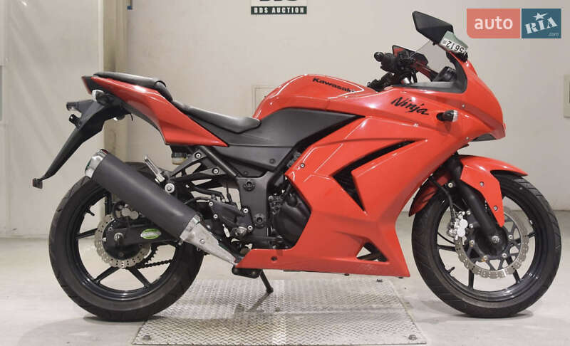 Мотоцикл Без обтекателей (Naked bike) Kawasaki Ninja 250R 2012 в Сновске