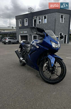 Спортбайк Kawasaki Ninja 250R 2011 в Броварах
