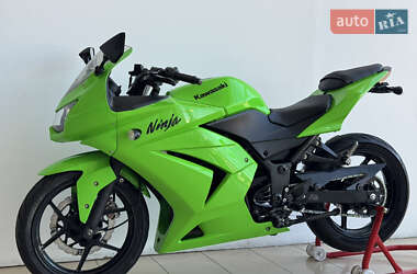 Спортбайк Kawasaki Ninja 250R 2010 в Києві