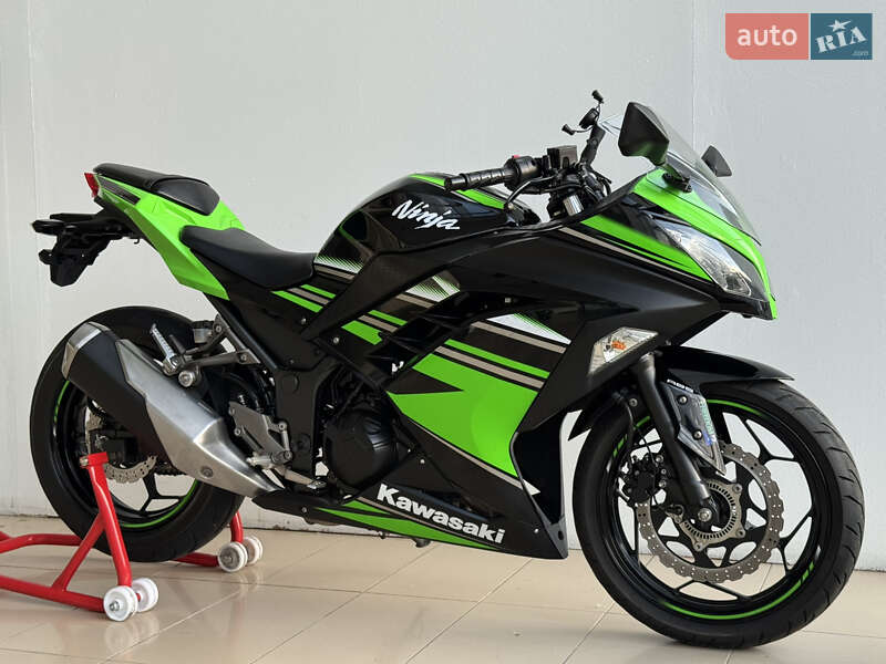 Kawasaki Ninja 300 2017
