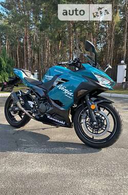 Мотоцикл Спорт-туризм Kawasaki Ninja 400 2021 в Переяславі