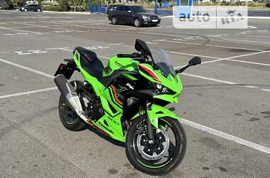 Мотоцикл Спорт-туризм Kawasaki Ninja 400 2024 в 
