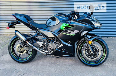 Спортбайк Kawasaki Ninja 400 2023 в Киеве