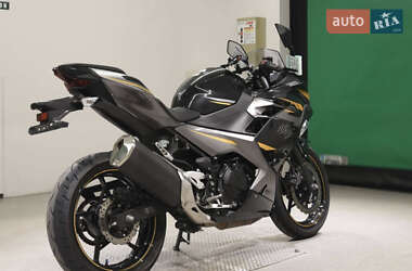 Мотоцикл Без обтікачів (Naked bike) Kawasaki Ninja 400 2021 в 