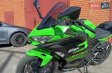 Спортбайк Kawasaki Ninja 400 2018 в 