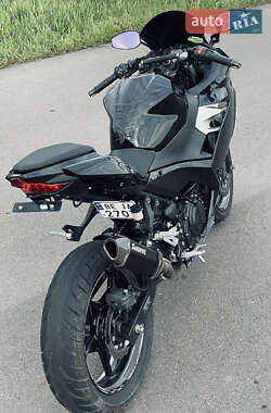 Спортбайк Kawasaki Ninja 400 2018 в 