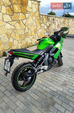Спортбайк Kawasaki Ninja 400 2014 в 