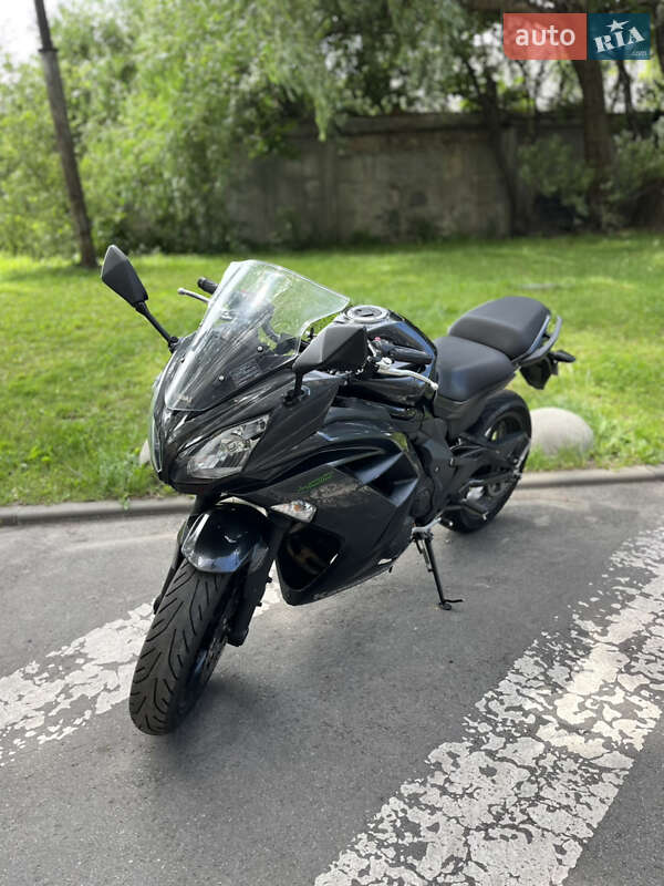 Мотоцикл Спорт-туризм Kawasaki Ninja 400 2015 в 
