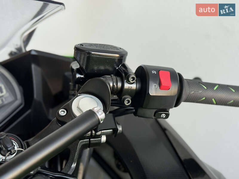 Спортбайк Kawasaki Ninja 400 2022 в Києві