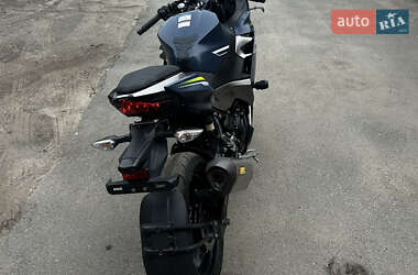 Спортбайк Kawasaki Ninja 400 2022 в 