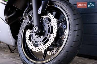 Мотоцикл Без обтекателей (Naked bike) Kawasaki Ninja 400 2013 в 