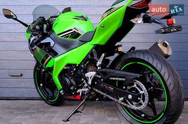 Мотоцикл Без обтекателей (Naked bike) Kawasaki Ninja 400 2020 в Белой Церкви