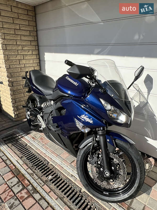 Мотоцикл Спорт-туризм Kawasaki Ninja 400 2011 в Полтаве