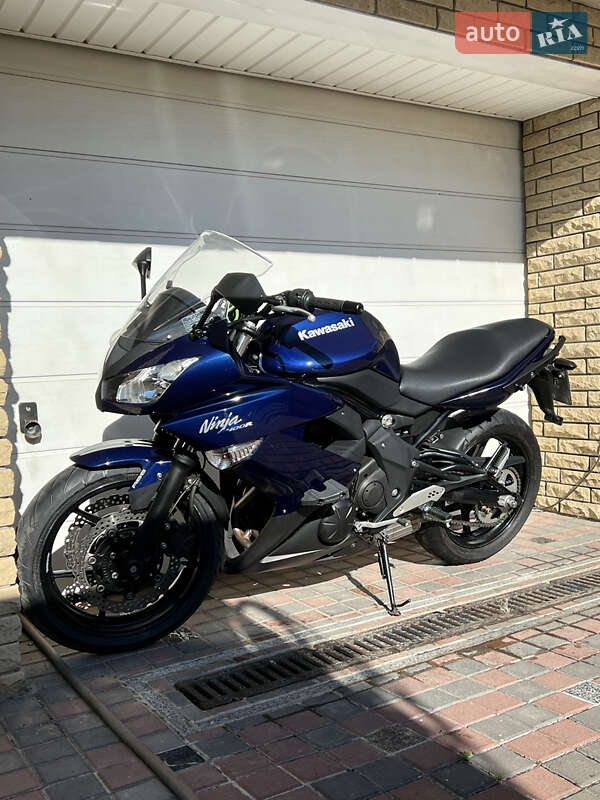 Мотоцикл Спорт-туризм Kawasaki Ninja 400 2011 в Полтаве