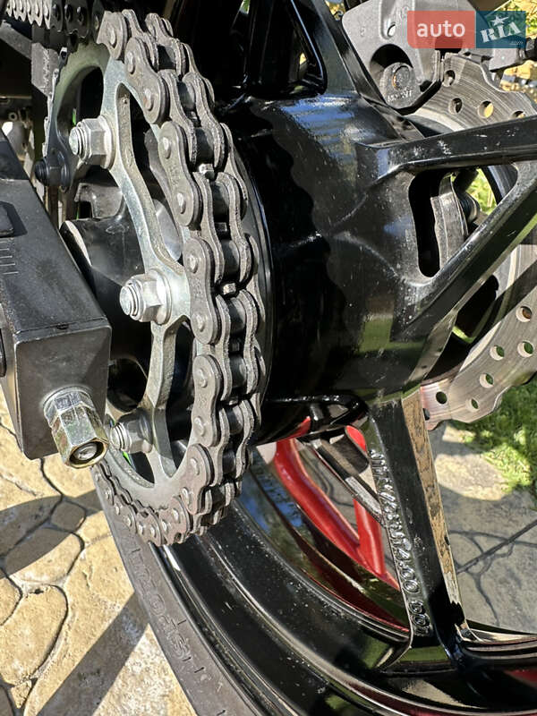 Спортбайк Kawasaki Ninja 400 2023 в Рівному