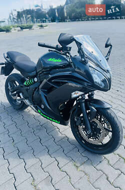 Спортбайк Kawasaki Ninja 400 2016 в 