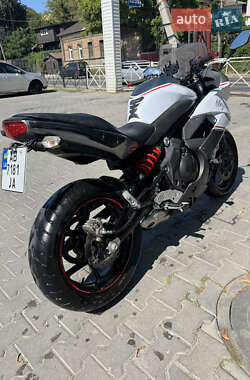 Мотоцикл Классик Kawasaki Ninja 400 2015 в 