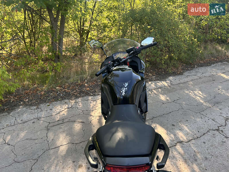Мотоцикл Спорт-туризм Kawasaki Ninja 400 2011 в Кривому Розі