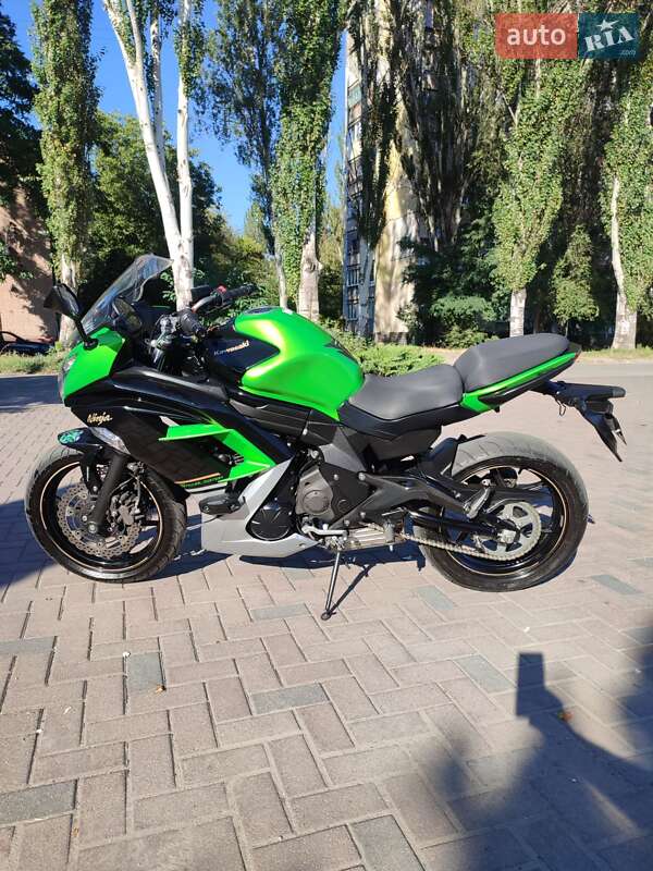 Мотоцикл Спорт-туризм Kawasaki Ninja 400 2014 в Запоріжжі фото 8 Мотоцикл Спорт-туризм Kawasaki Ninja 400 2014 в Запоріжжі