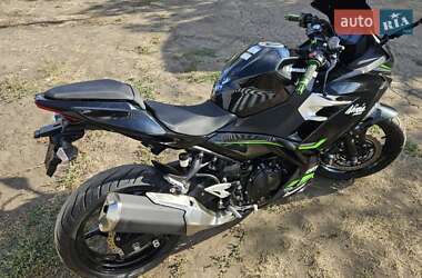 Спортбайк Kawasaki Ninja 400 2020 в 