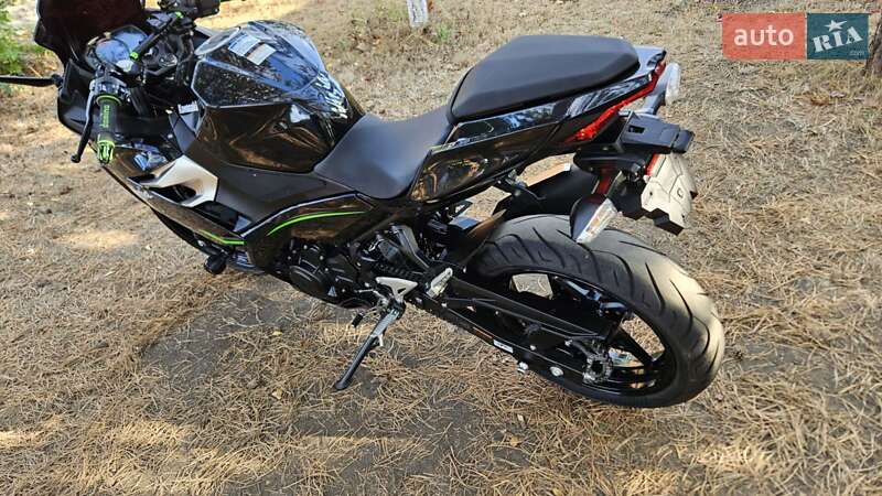 Спортбайк Kawasaki Ninja 400 2020 в Первомайске