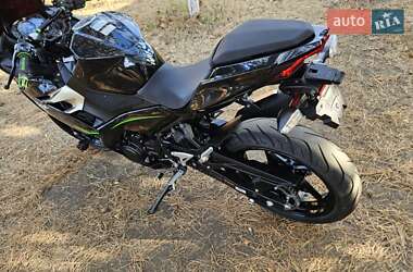 Спортбайк Kawasaki Ninja 400 2020 в 