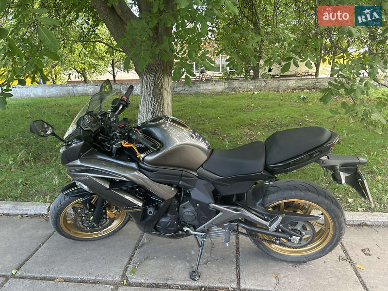 Kawasaki Ninja 400 2015