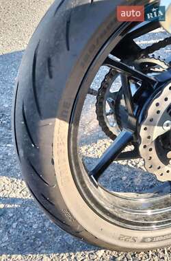 Спортбайк Kawasaki Ninja 400 2019 в 