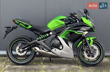 Спортбайк Kawasaki Ninja 400 2016 в 