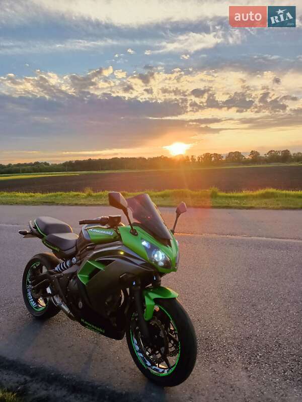 Спортбайк Kawasaki Ninja 400 2016 в Лохвице