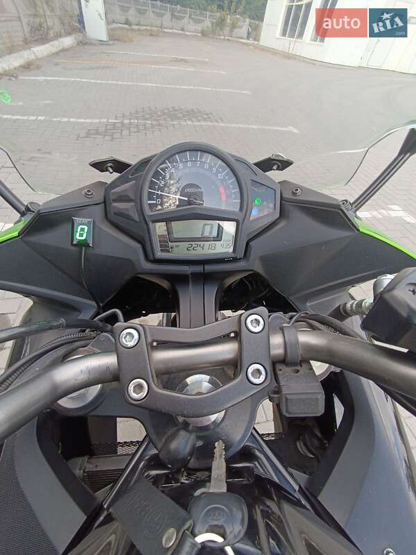 Мотоцикл Спорт-туризм Kawasaki Ninja 400 2014 в Запоріжжі