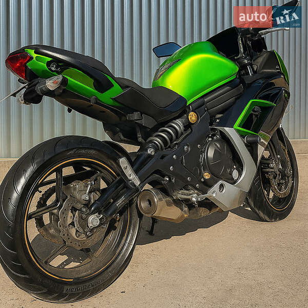 Спортбайк Kawasaki Ninja 400 2016 в 