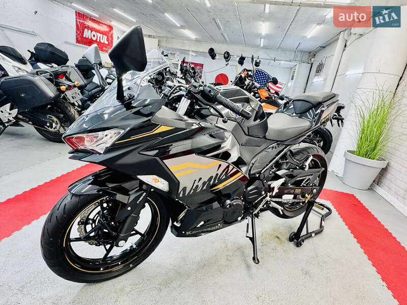 Спортбайк Kawasaki Ninja 400 2019 в Одессе
