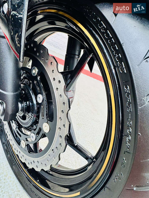 Спортбайк Kawasaki Ninja 400 2019 в Одессе
