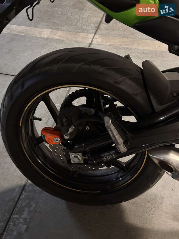 Мотоцикл Без обтекателей (Naked bike) Kawasaki Ninja 400 2014 в Одессе фото 14 Мотоцикл Без обтекателей (Naked bike) Kawasaki Ninja 400 2014 в Одессе