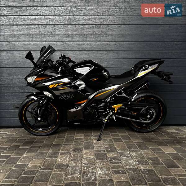 Мотоцикл Без обтікачів (Naked bike) Kawasaki Ninja 400 2023 в Білій Церкві фото 6 Мотоцикл Без обтікачів (Naked bike) Kawasaki Ninja 400 2023 в Білій Церкві