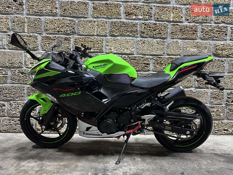 Kawasaki Ninja 400 2022