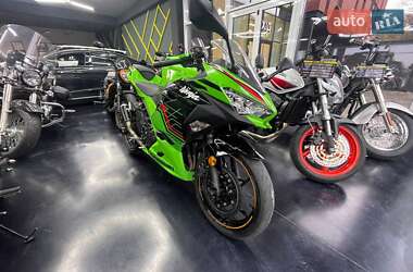 Спортбайк Kawasaki Ninja 400 2023 в Черновцах