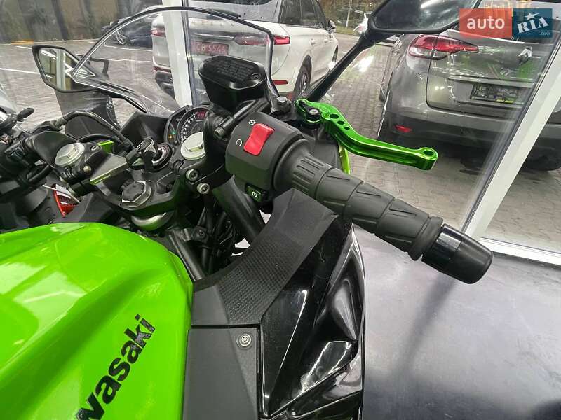 Спортбайк Kawasaki Ninja 400 2023 в Черновцах
