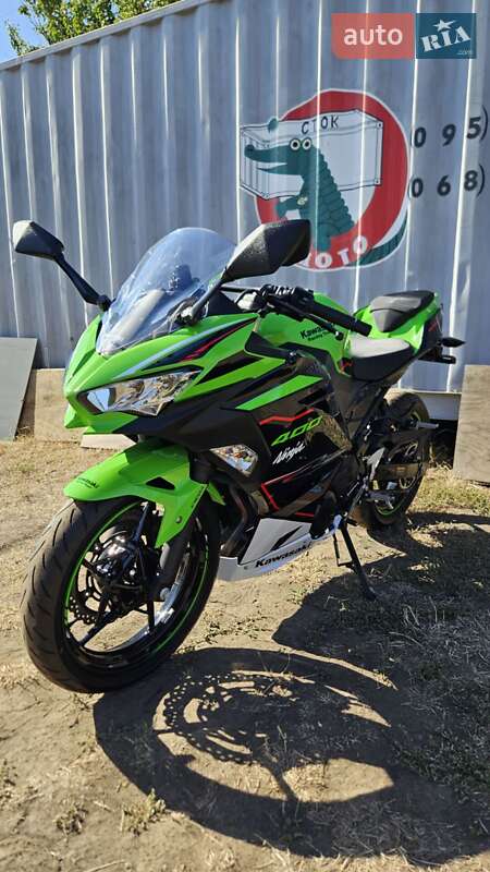 Спортбайк Kawasaki Ninja 400 2021 в Первомайську