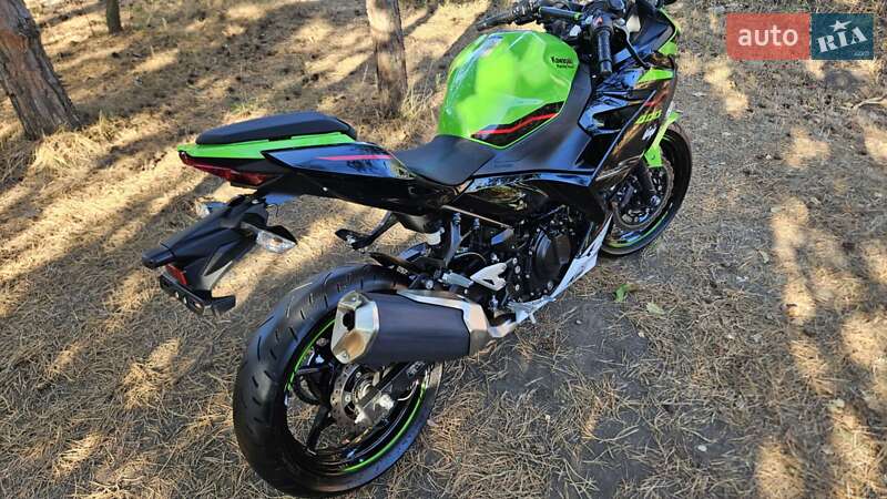 Спортбайк Kawasaki Ninja 400 2021 в Первомайську