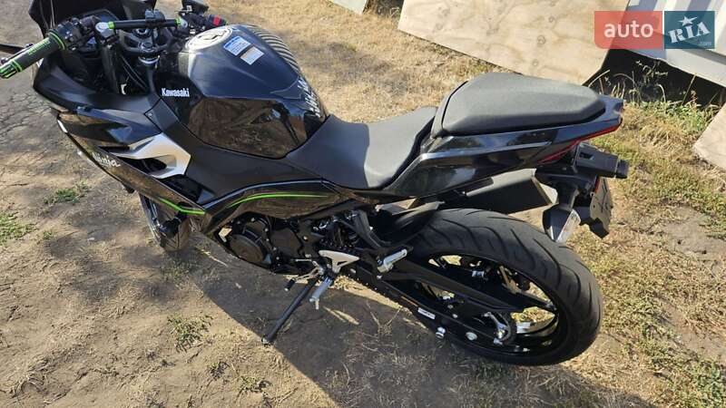 Спортбайк Kawasaki Ninja 400 2020 в Первомайске фото 6 Спортбайк Kawasaki Ninja 400 2020 в Первомайске
