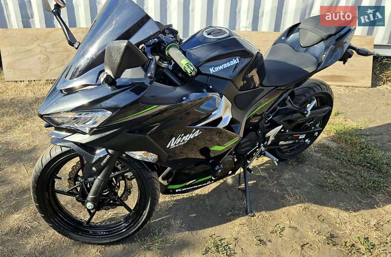 Спортбайк Kawasaki Ninja 400 2020 в Первомайске фото 2 Спортбайк Kawasaki Ninja 400 2020 в Первомайске