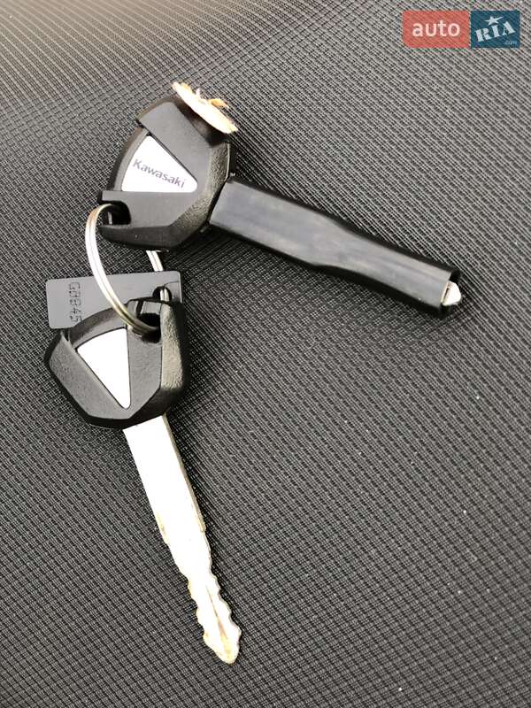 Спортбайк Kawasaki Ninja 400 2019 в Умани фото 26 Спортбайк Kawasaki Ninja 400 2019 в Умани