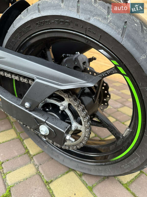 Мотоцикл Без обтекателей (Naked bike) Kawasaki Ninja 400 2022 в Запорожье фото 8 Мотоцикл Без обтекателей (Naked bike) Kawasaki Ninja 400 2022 в Запорожье