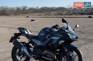Мотоцикл Спорт-туризм Kawasaki Ninja 400 2021 в Одессе